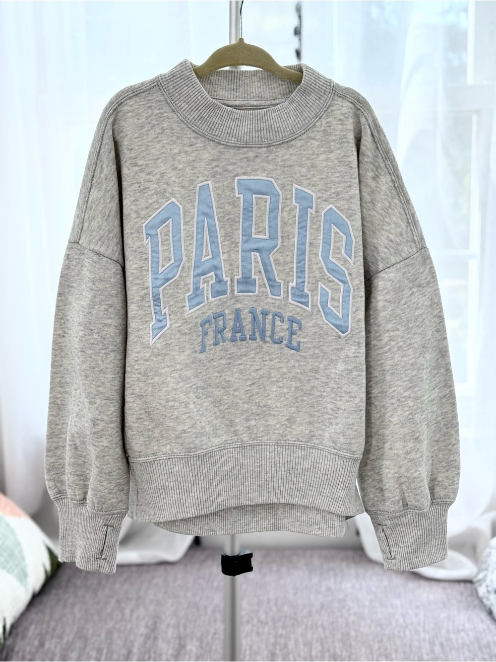 Abercrombie Kids - Girl’s Light Gray 'Paris France' Crewneck - Size 7/8
